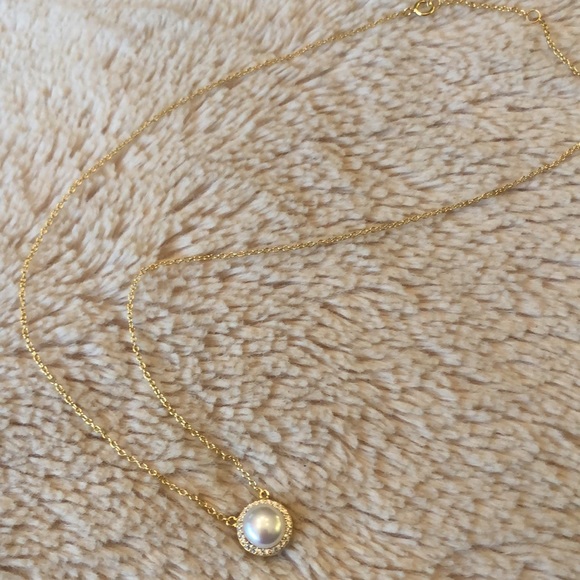 NWT 🎉host pick🎉🥳pearl and cz pendant - Picture 6 of 6